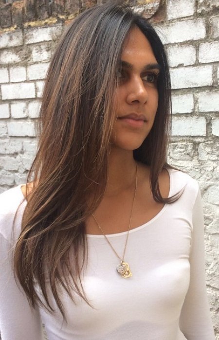A summer balayage toned down to creat a more subtle tone on the ends and looking a bit more natural for autumn by Thea at the klinik hairdressing London